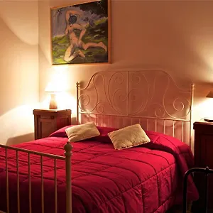 La Casa Di Elide Pensión Arezzo
